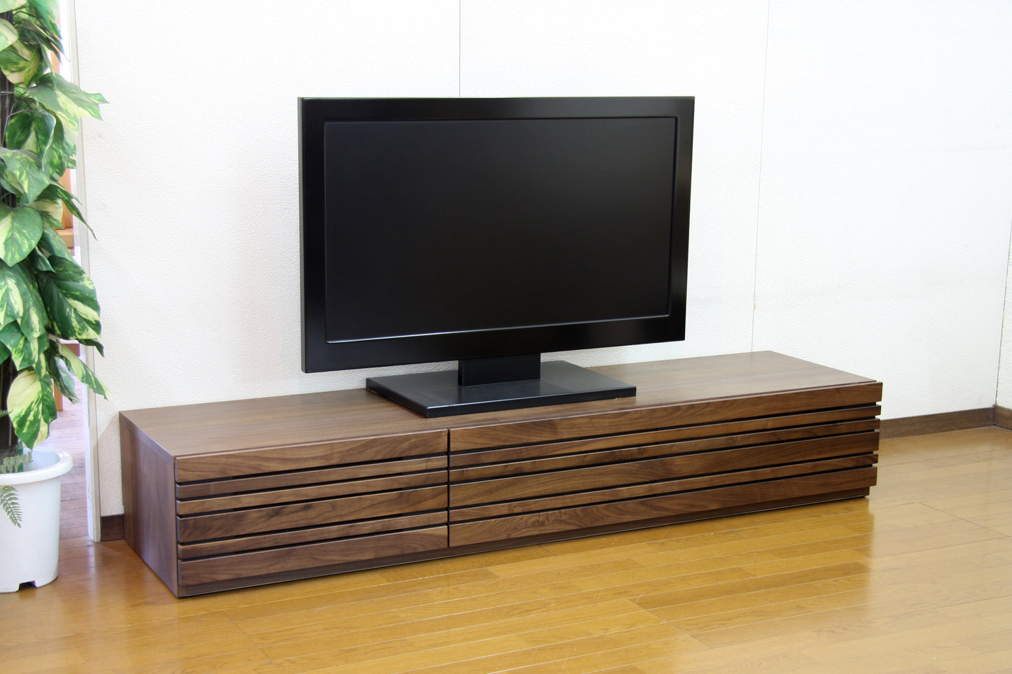 テレビボード オッジオ