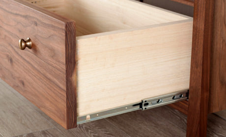 最下段引出はフルオープンレール付